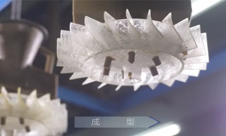 檢查模型的尺寸、外觀，組蠟樹